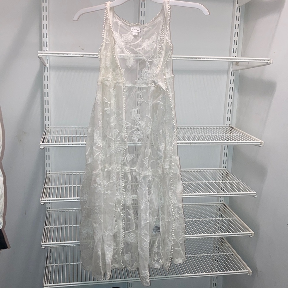 white lace shall